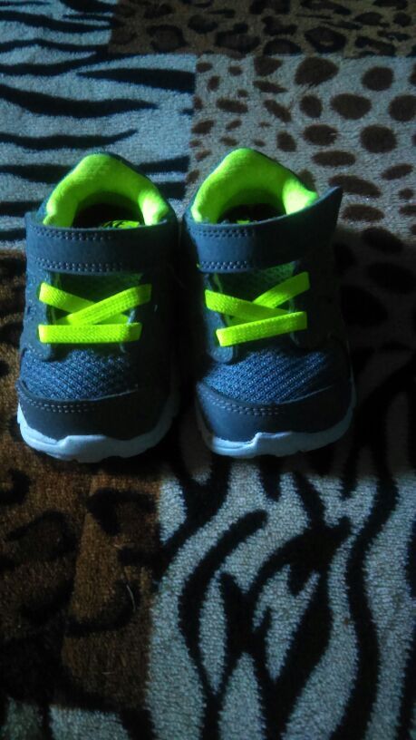 Baby Nike's size 3c