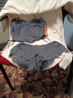 Women's Small Camisole Under Set