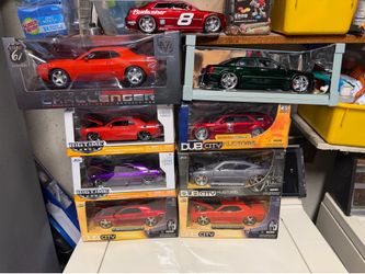 Mopar diecast lot 1/24 and 1/18, Chrysler, Dodge