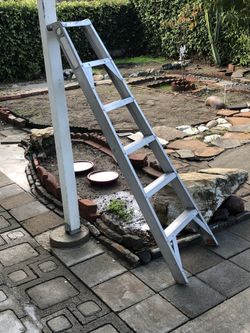 Aluminum Step Ladder- Half
