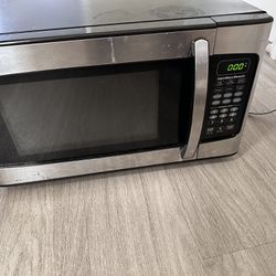 Microwave/ Horno De Microondas 