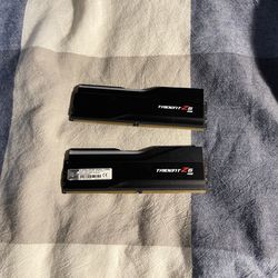 G.SKILL Trident Z5 Series DDR5 RAM (Intel XMP 3.0) 32GB (2x16GB) 6400MT/s CL32-39-39-102 1.40V