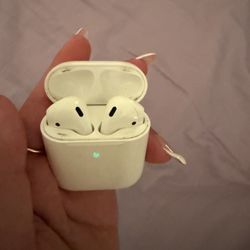 AirPods