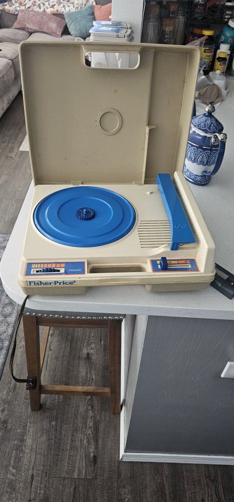 Vtg Fisher Price Record Player 1978 Blue Electric Turntable phonograph WORKS!