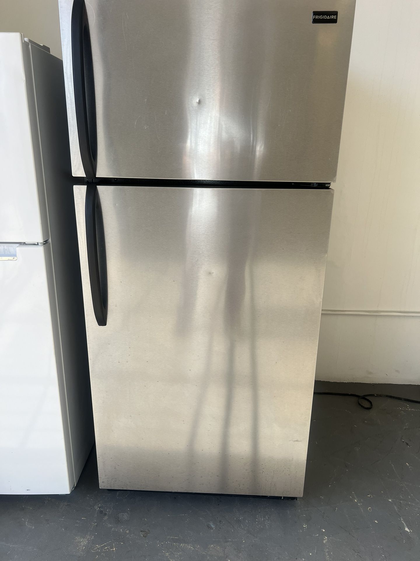 Refrigerator 28 “ Wides 
