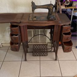 Vintage Aviator Sewing Machine 