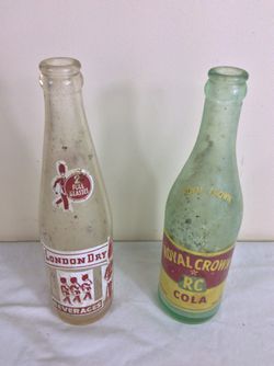 Lot of 2 Vintage Bottles RC Royal Crown Cola & London Dry Beverages