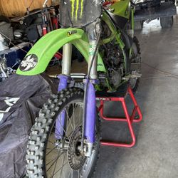 1996 Kawasaki Kx250. Parts Bike 