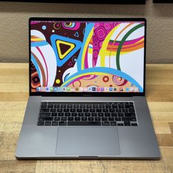 2019 16” MacBook Pro - 2.6 GHz i7 - 16GB - 500GB SSD