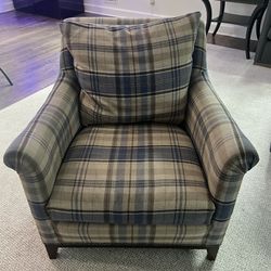 Plaid Wool Chair from Hickory Chair Furniture Co.—Great Condition Recently cleaned. Great condition 33”w x38”d x 32”h x 17”sh x 20”sh Smoke free house