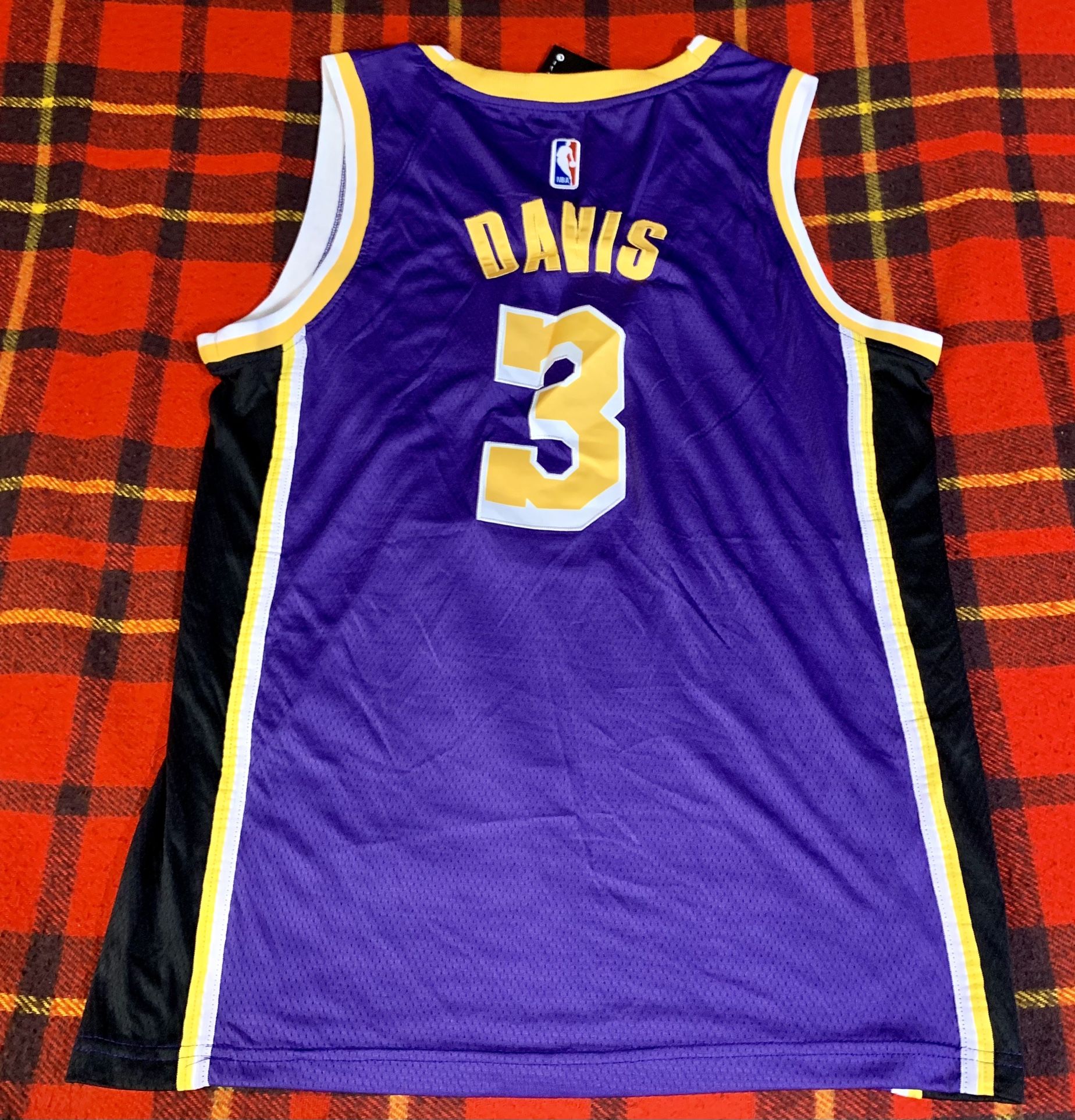 Size 50 LA Lakers DAVIS #3 Nike Wish NBA Swingman Jersey- used