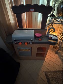 Toy Kitchen