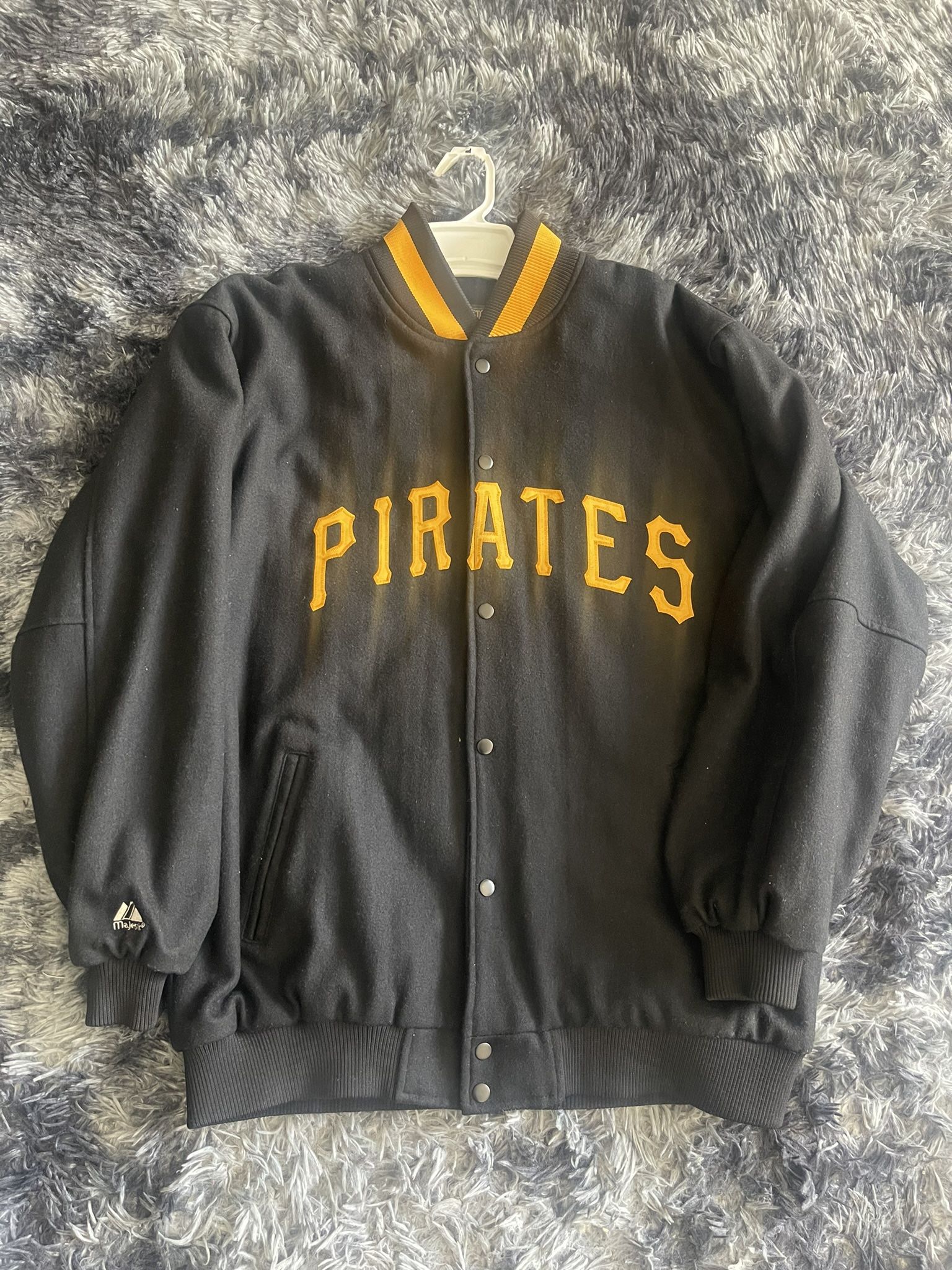 Pittsburgh Pirates Bomber Jacket - Majestic Cooperstown Collection (Large)