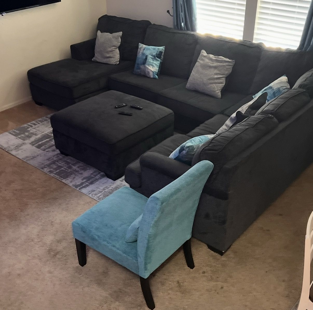 Sectional W/ Ottoman - Teal Chair And Pillows