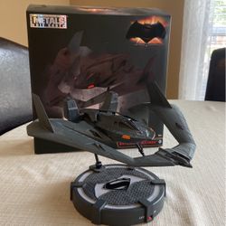Metals Die Cast BatWing And Batman