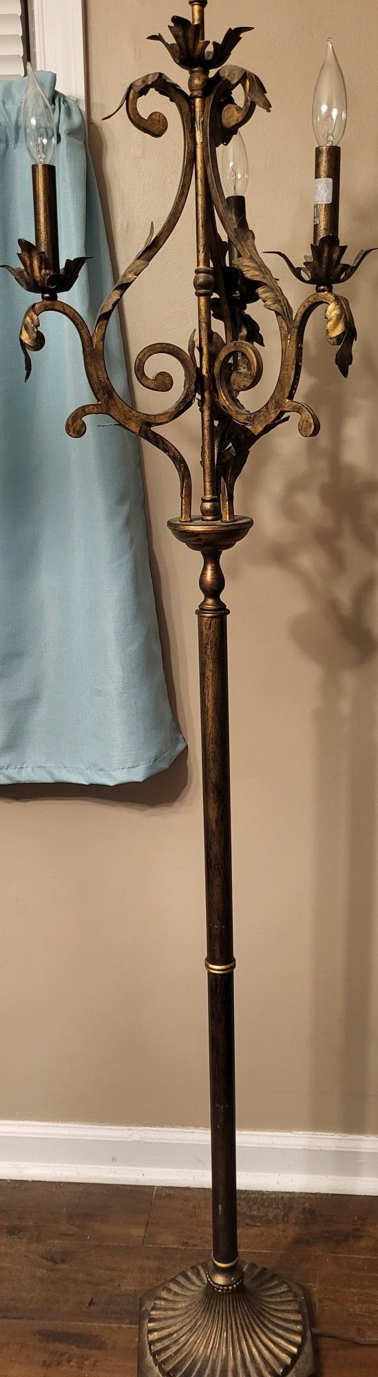 Floor Lamp