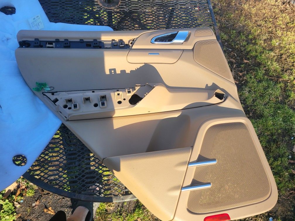 Rear Driver Side Interior Panal