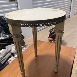 Small Table/plant Stand