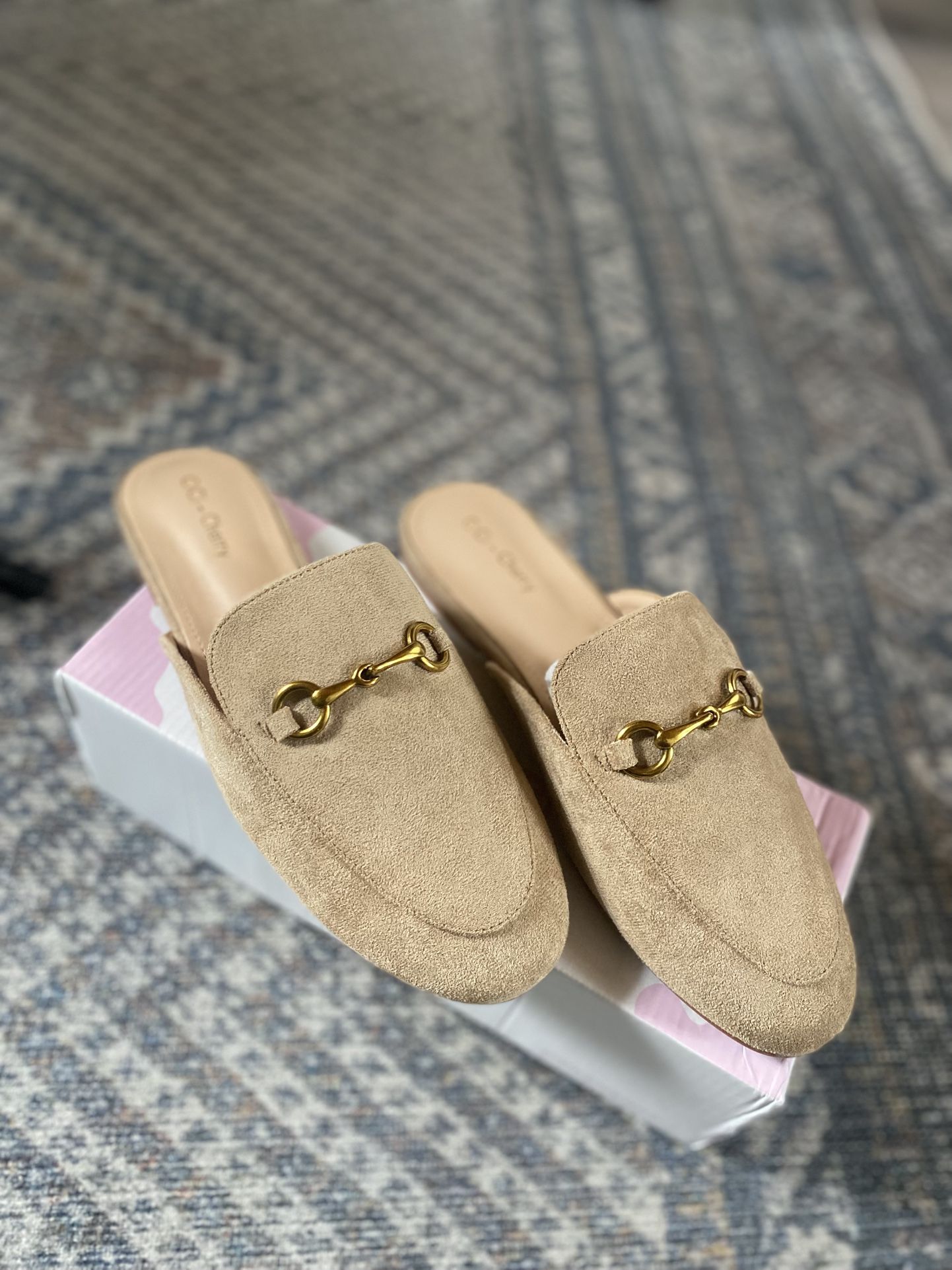 New: Women’s Mule Loafer’s With Buckle Accent-WM Size 8.5