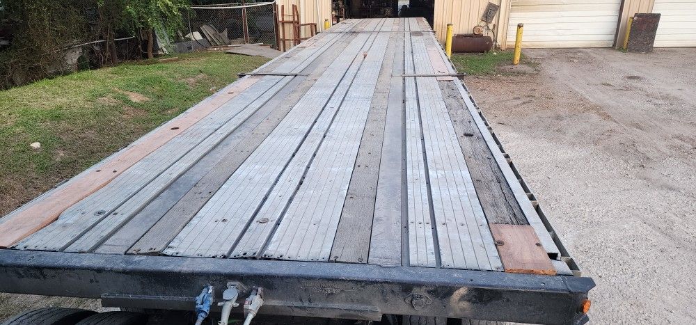 Flatbed 48x102 Wabbash 1999