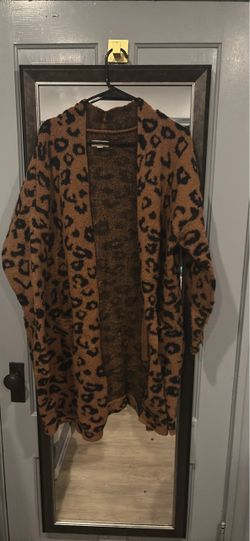 Leopard Print Knit Cardigan