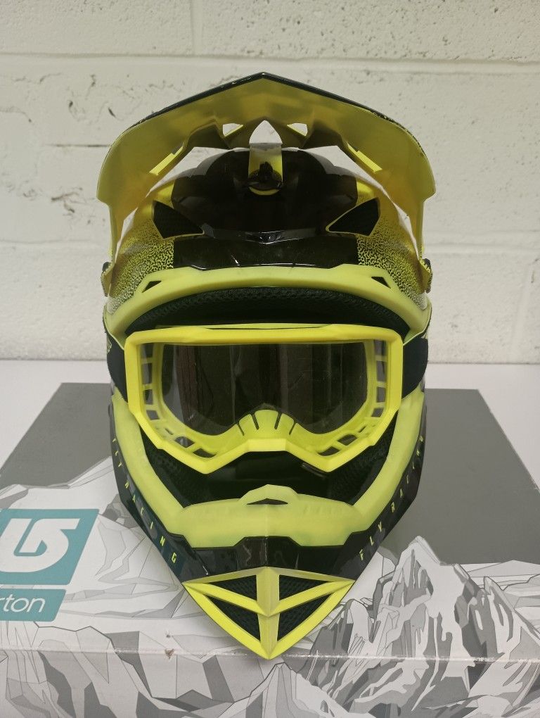 Fly Racing Default Full Face Helmet +Free Goggles