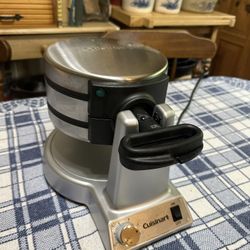 Cuisinart Double Flip Belgian Waffle Maker 