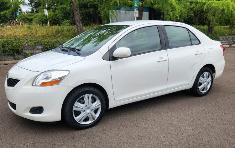 2009 Toyota Yaris