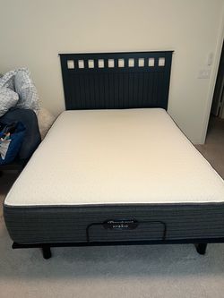 Queen Sized BeautyRest Mattress with Adjustable Power Frame
