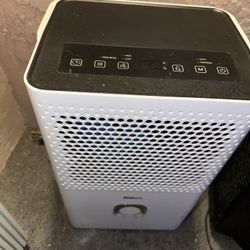 Shinco Dehumidifier 