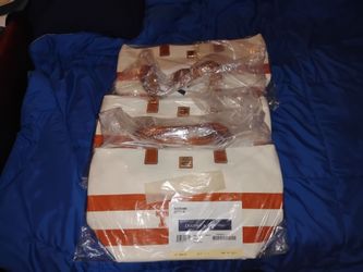 Dooney & Bourke