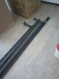Twin/full size metal frame
