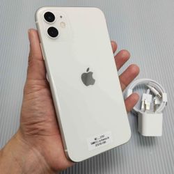 iPhone 11, Factory Unlocked,  Excellent Condition,  LIKE NEW 