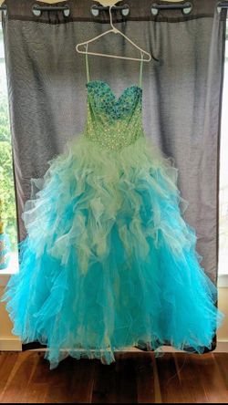 Ball Princess Dress- Quinceañera, Prom, Size 6