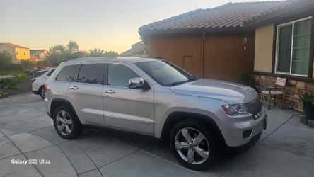 2012 jeep grand cherokee  overland