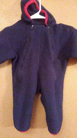 Infant 6 to 12 month fleece suit