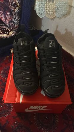 Vaper max black size 7 black color