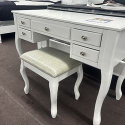 Vanity With Stool Floor Model Liquidation Sale!
