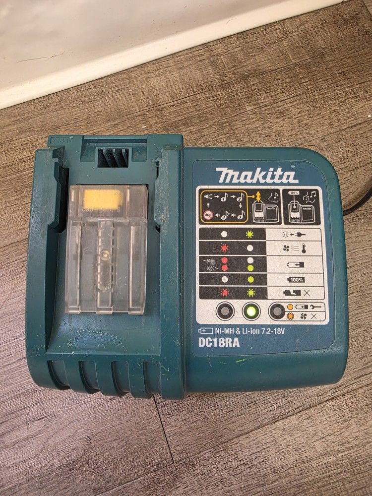 Makita 18v Charger 
