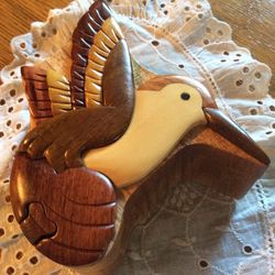 Hummingbird Puzzle Box - All wood NIB