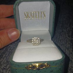 Skatell's Diamond Engagement Ring