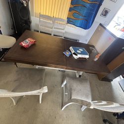 Table And Chairs 