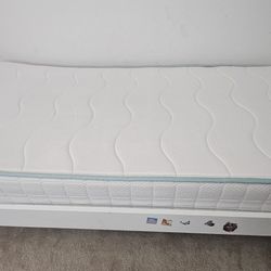 Kid's Bed Frame and Mattress 