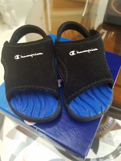 Champion brand sandles 2W