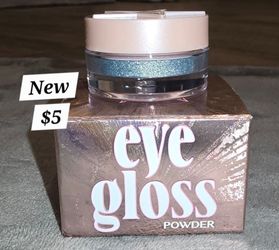 Jeffrey Star eye gloss