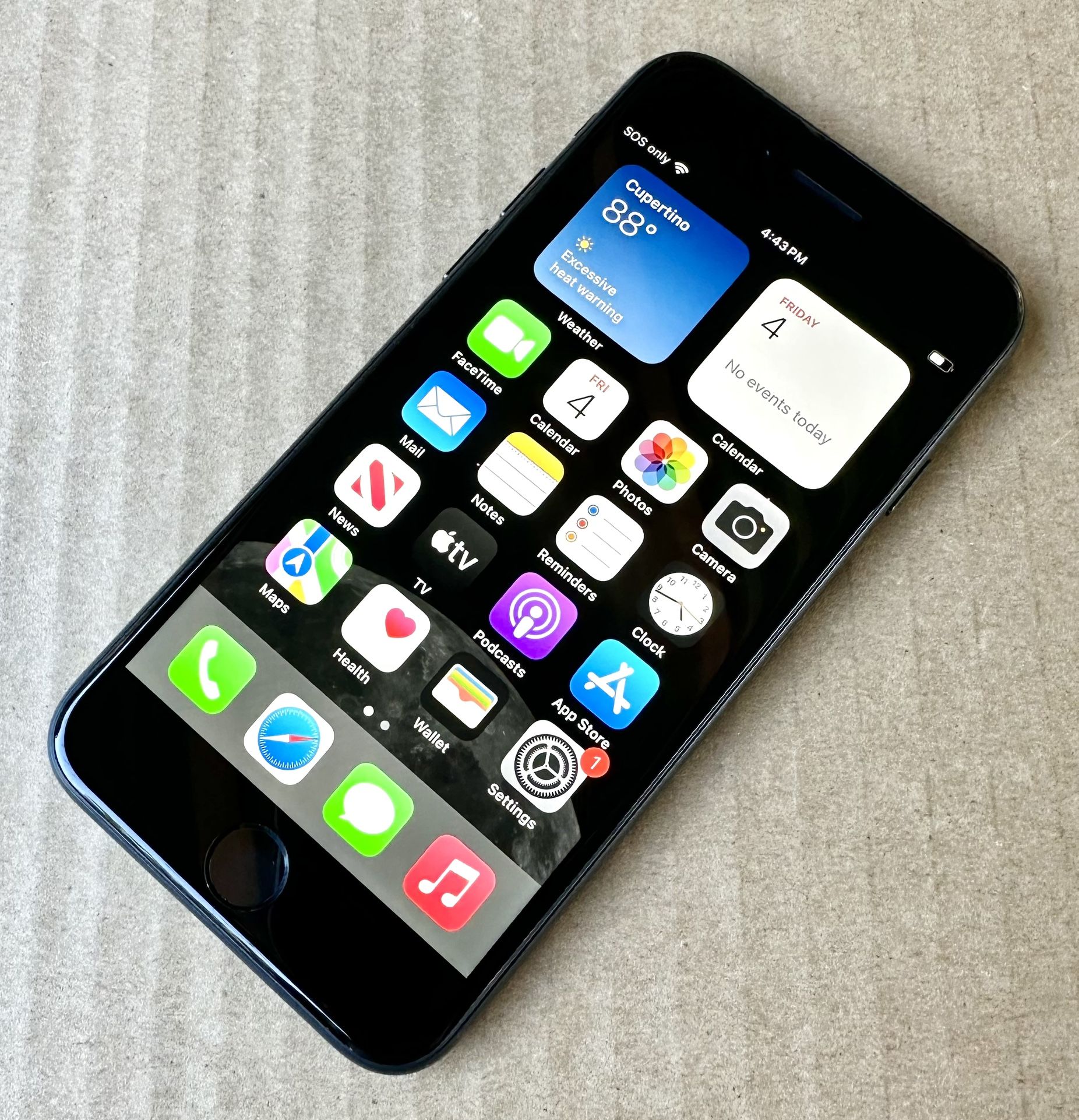 Factory Unlocked Apple iPhone SE 2nd Generation (64 GB) Midnight