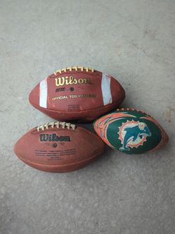 3 youth footballs