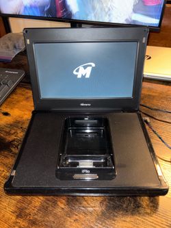 Memorex iFlip Portable Video Player for iPod