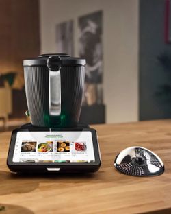 Thermomix TM7 Smart Kitchen Cooking Machine & Cutter