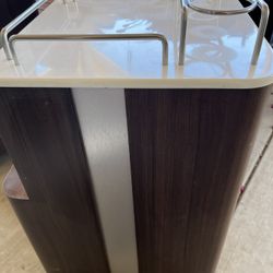 Salon Furniture /Pedi Cart 